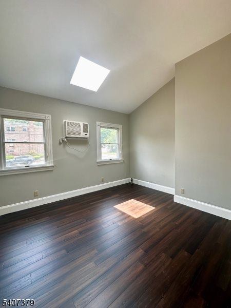106 Clarendon Pl, Hackensack City, NJ 07601