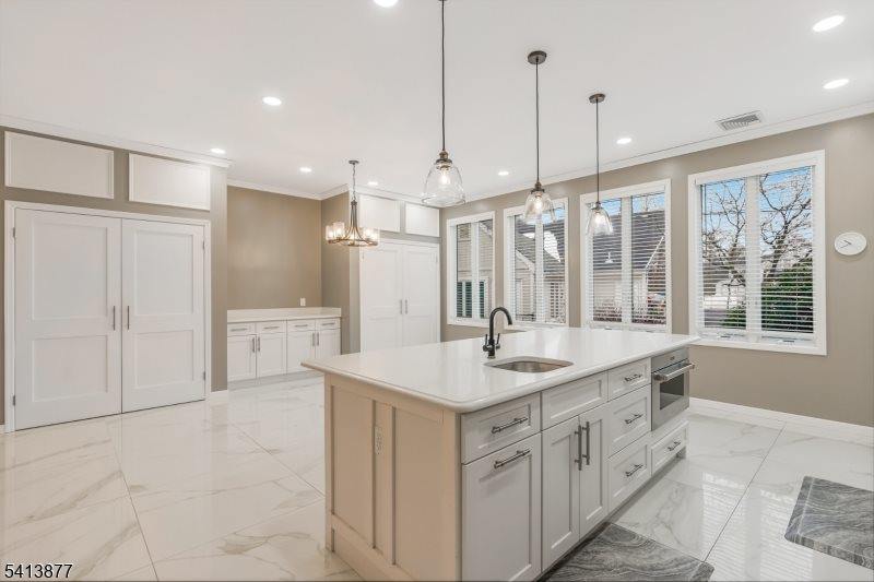 10 North Road, Warren Township, NJ 07059