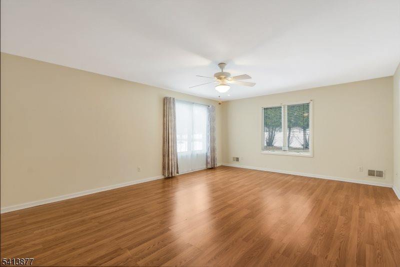 10 North Road, Warren Township, NJ 07059