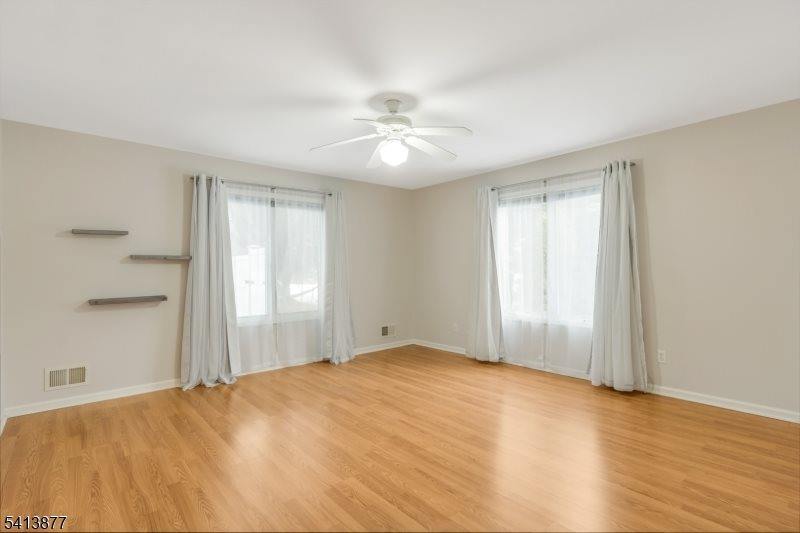 10 North Road, Warren Township, NJ 07059