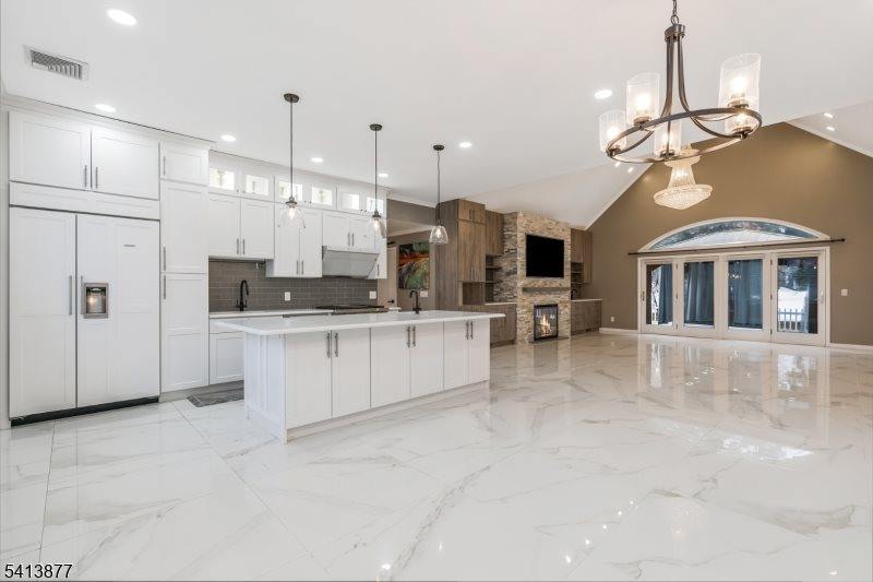 10 North Road, Warren Township, NJ 07059