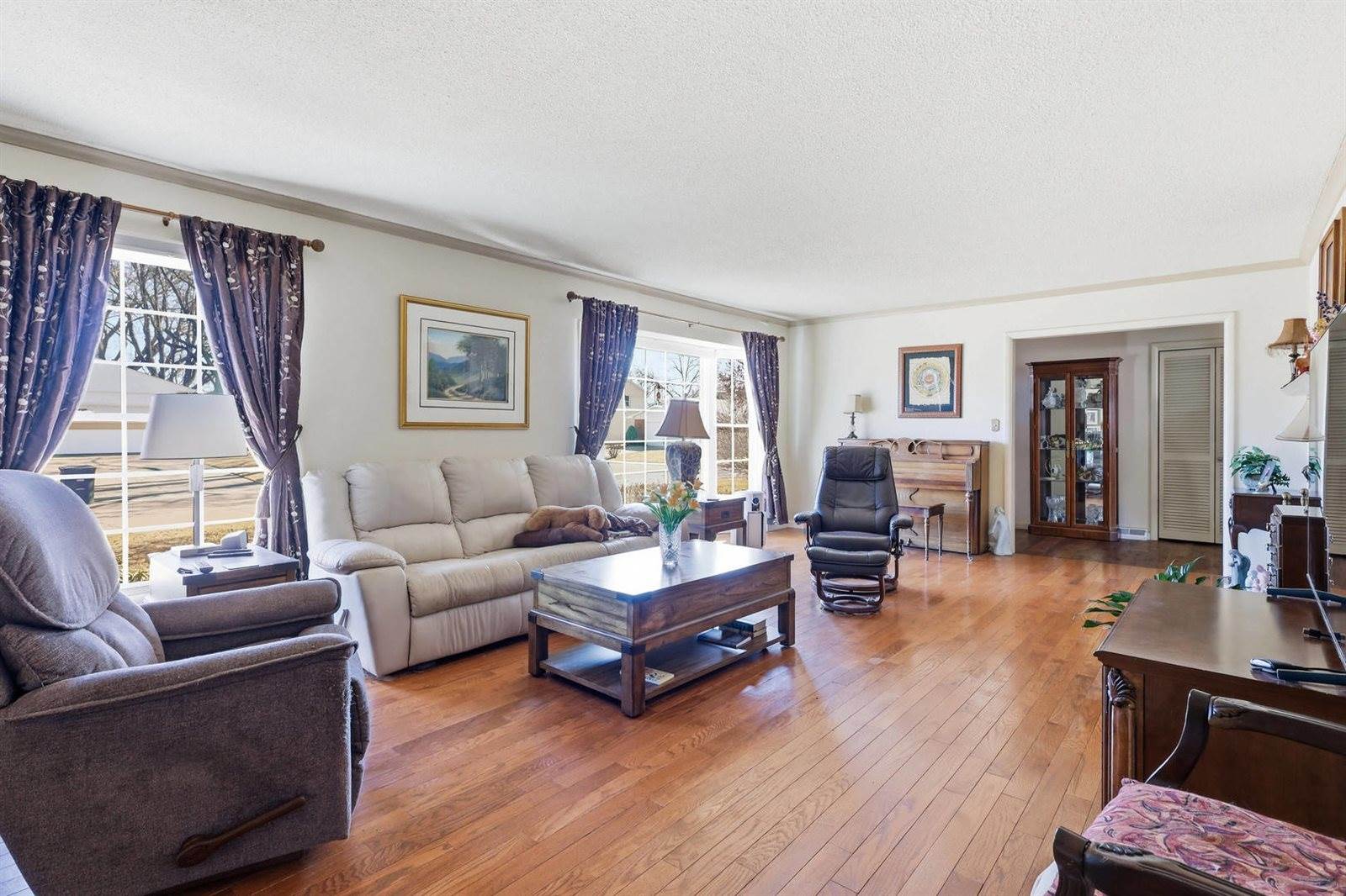 2830 28th Street, Rock Island, IL 61201