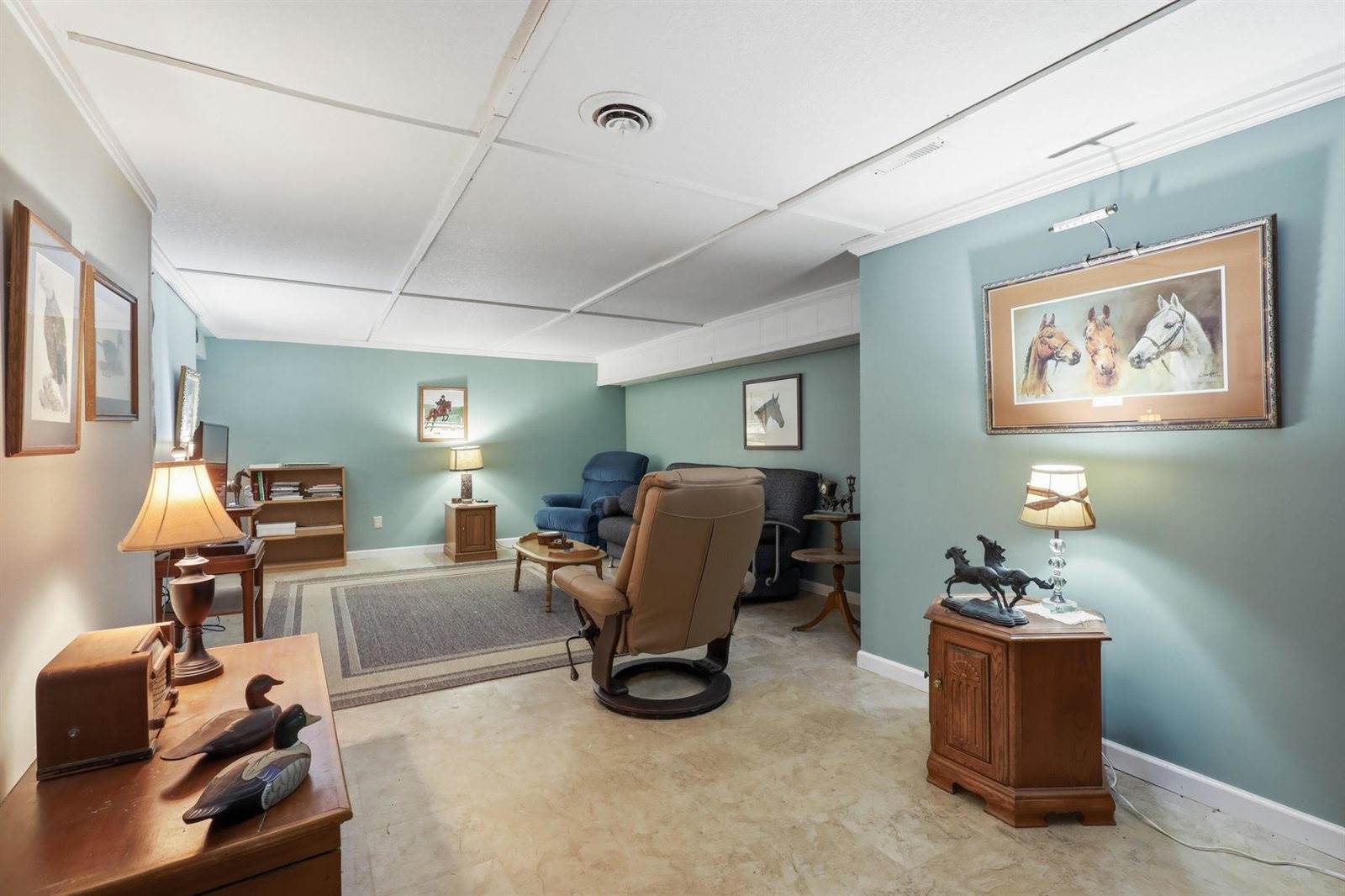 2830 28th Street, Rock Island, IL 61201