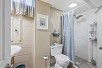 2830 28th Street, Rock Island, IL 61201