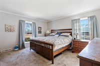 2830 28th Street, Rock Island, IL 61201