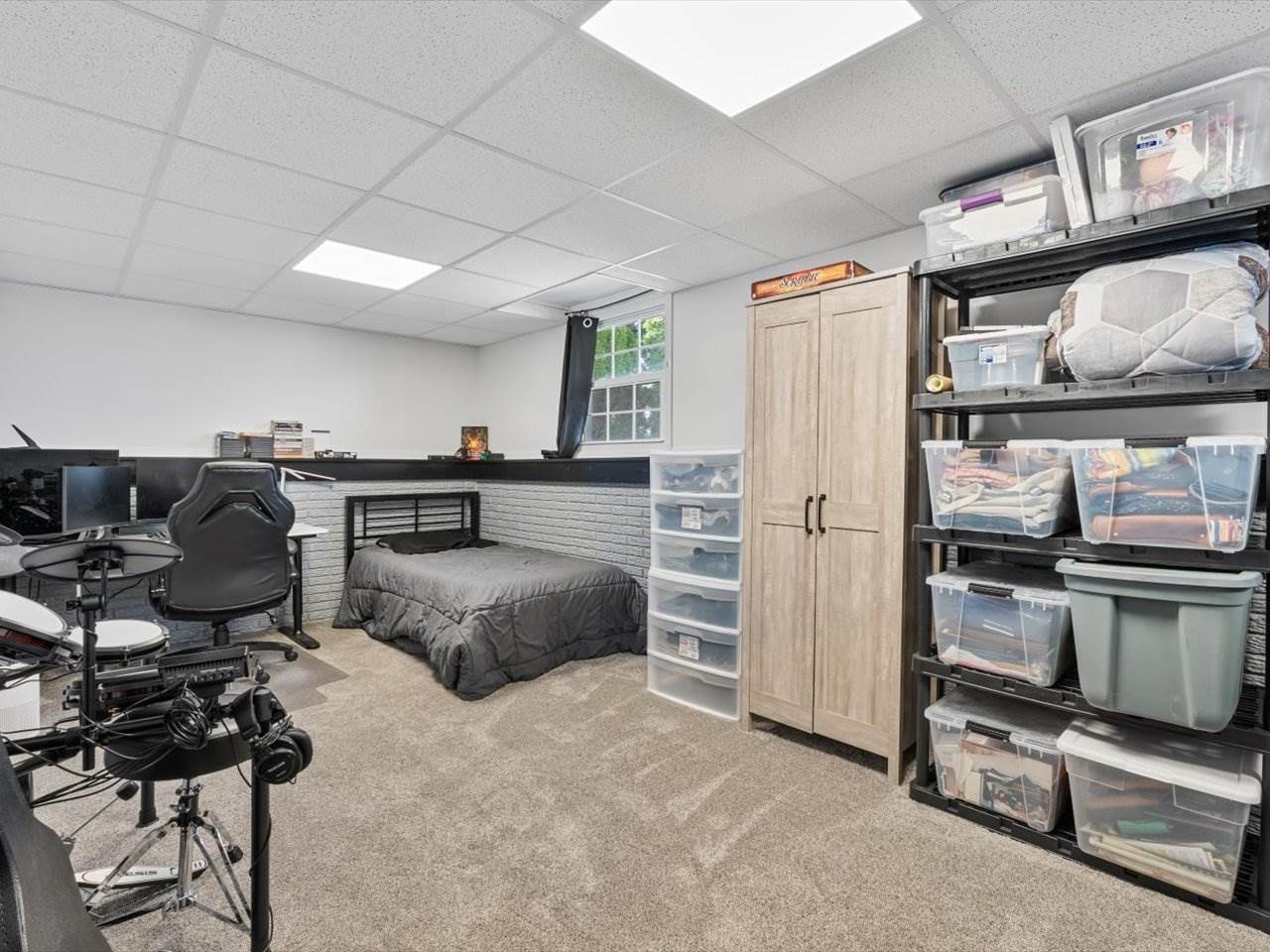 2514 Sheffield Drive, Davenport, IA 52806