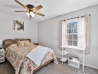 2514 Sheffield Drive, Davenport, IA 52806
