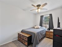2514 Sheffield Drive, Davenport, IA 52806