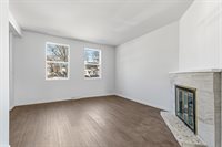 2015 West 5th Street, Davenport, IA 52802