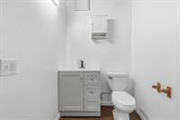 2015 West 5th Street, Davenport, IA 52802