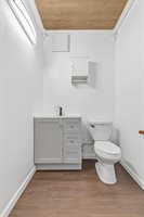 2015 West 5th Street, Davenport, IA 52802