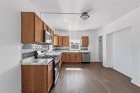 2015 West 5th Street, Davenport, IA 52802