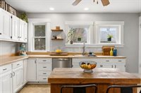 606 Indian Road, Davenport, IA 52802