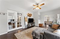 606 Indian Road, Davenport, IA 52802