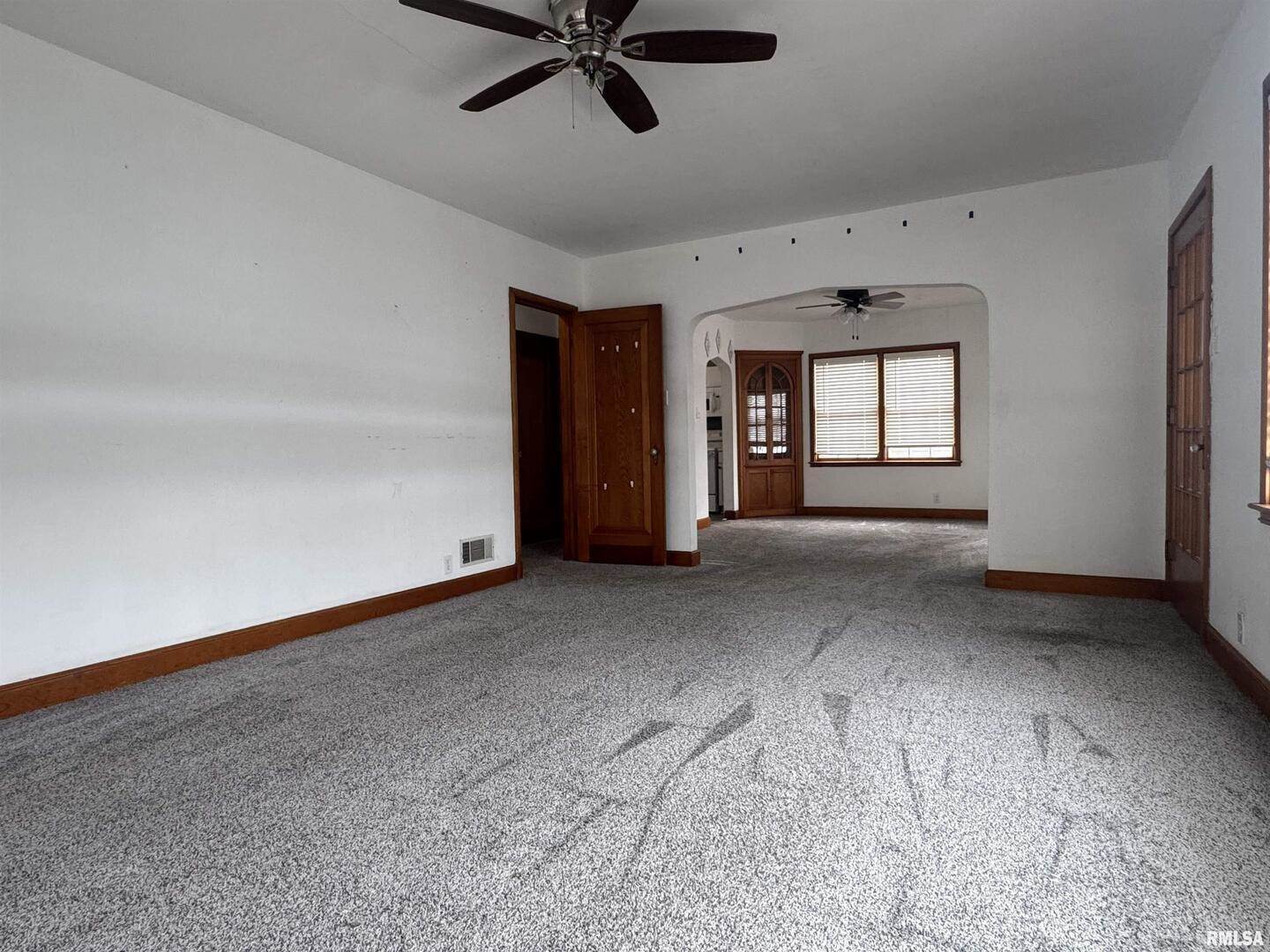 602 Washington Avenue, Lowden, IA 52255