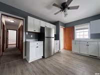602 Washington Avenue, Lowden, IA 52255