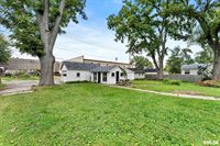 217 40TH Street, Moline, IL 61265
