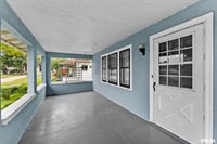 217 40TH Street, Moline, IL 61265