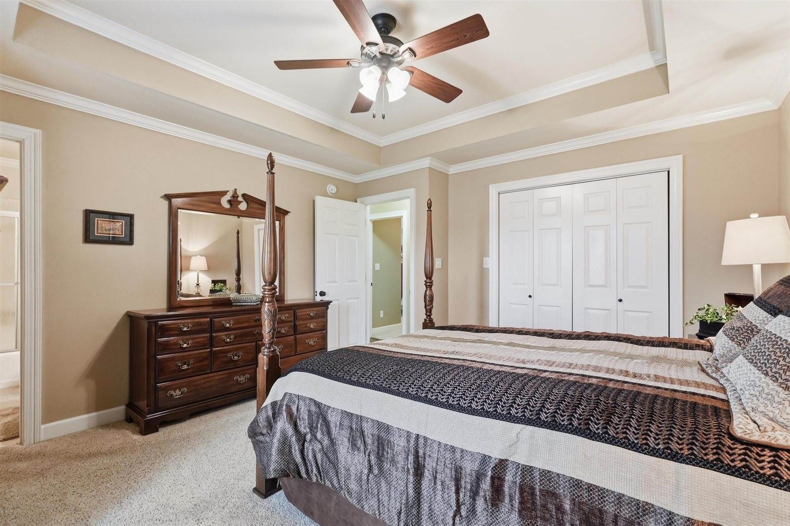 17 N Church, Vilonia, AR 72173