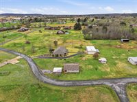 17 N Church, Vilonia, AR 72173