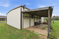 17 N Church, Vilonia, AR 72173