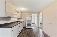 17 N Church, Vilonia, AR 72173