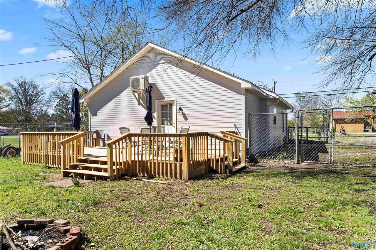 104 Alabama Avenue SE, Hanceville, AL 35077