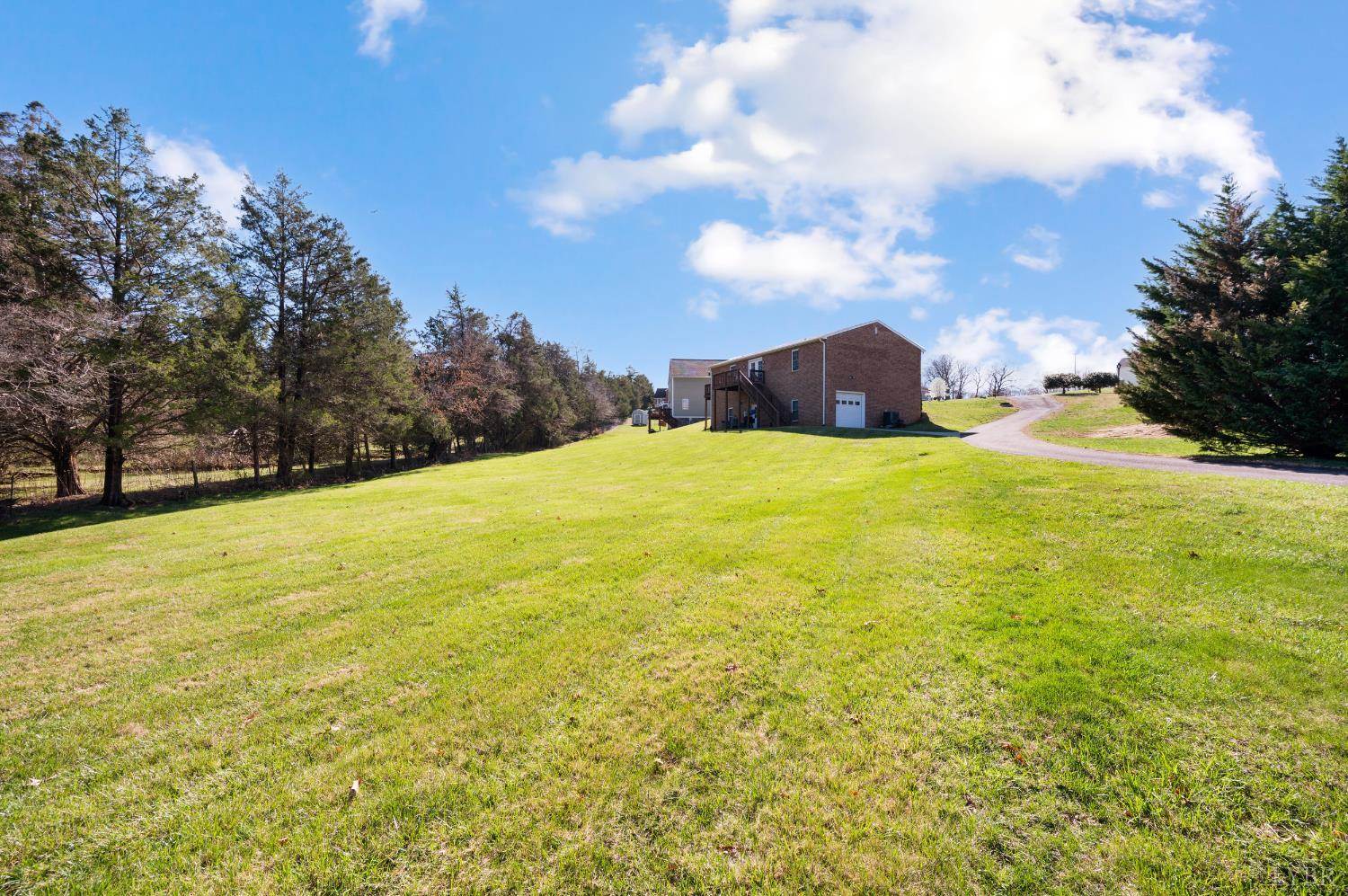 1578 Village Court, Bedford, VA 24523