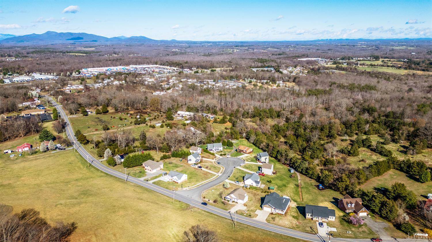 1578 Village Court, Bedford, VA 24523