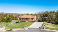 1578 Village Court, Bedford, VA 24523