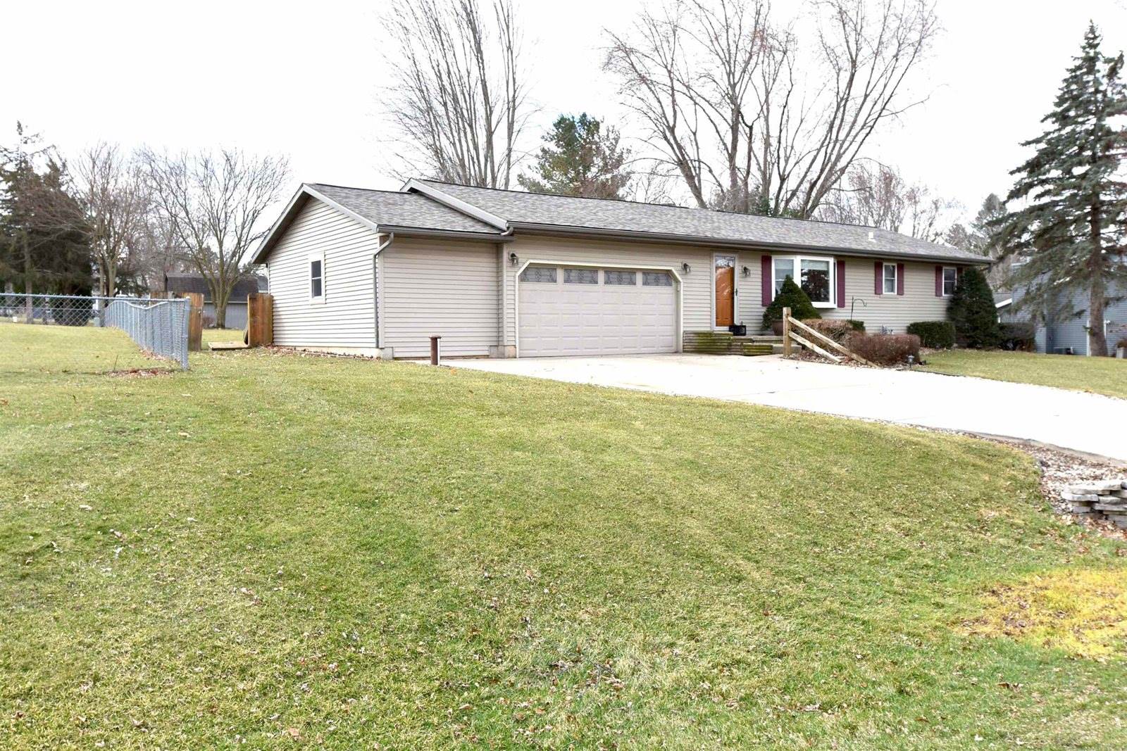 3717 Token, Burke, WI 53532