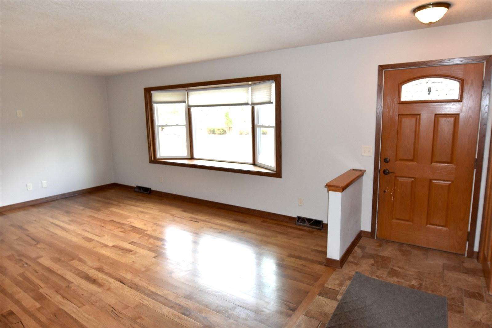 3717 Token, Burke, WI 53532