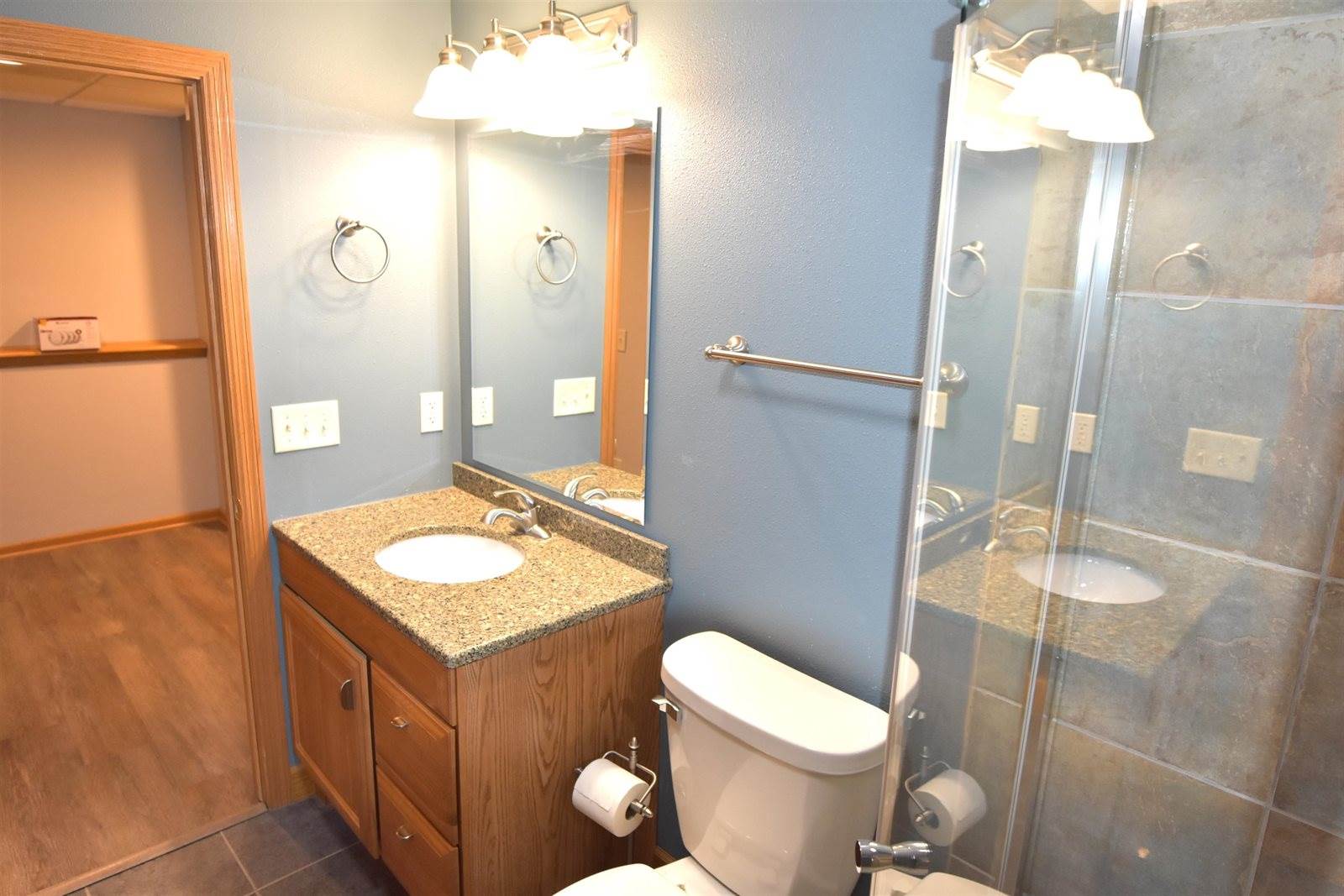 3717 Token, Burke, WI 53532