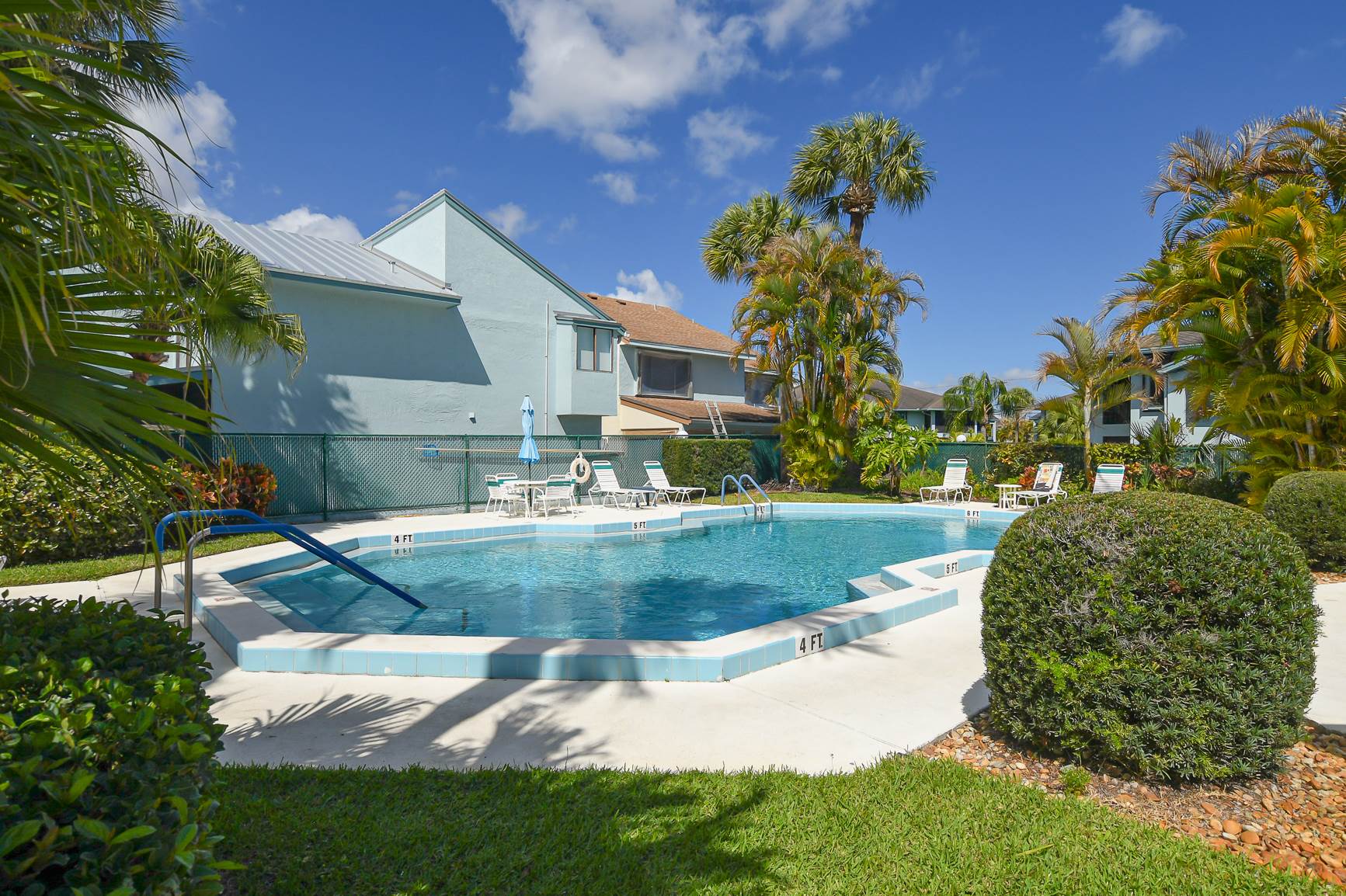 950 Kanner Highway, Unit 905, Stuart, FL 34994