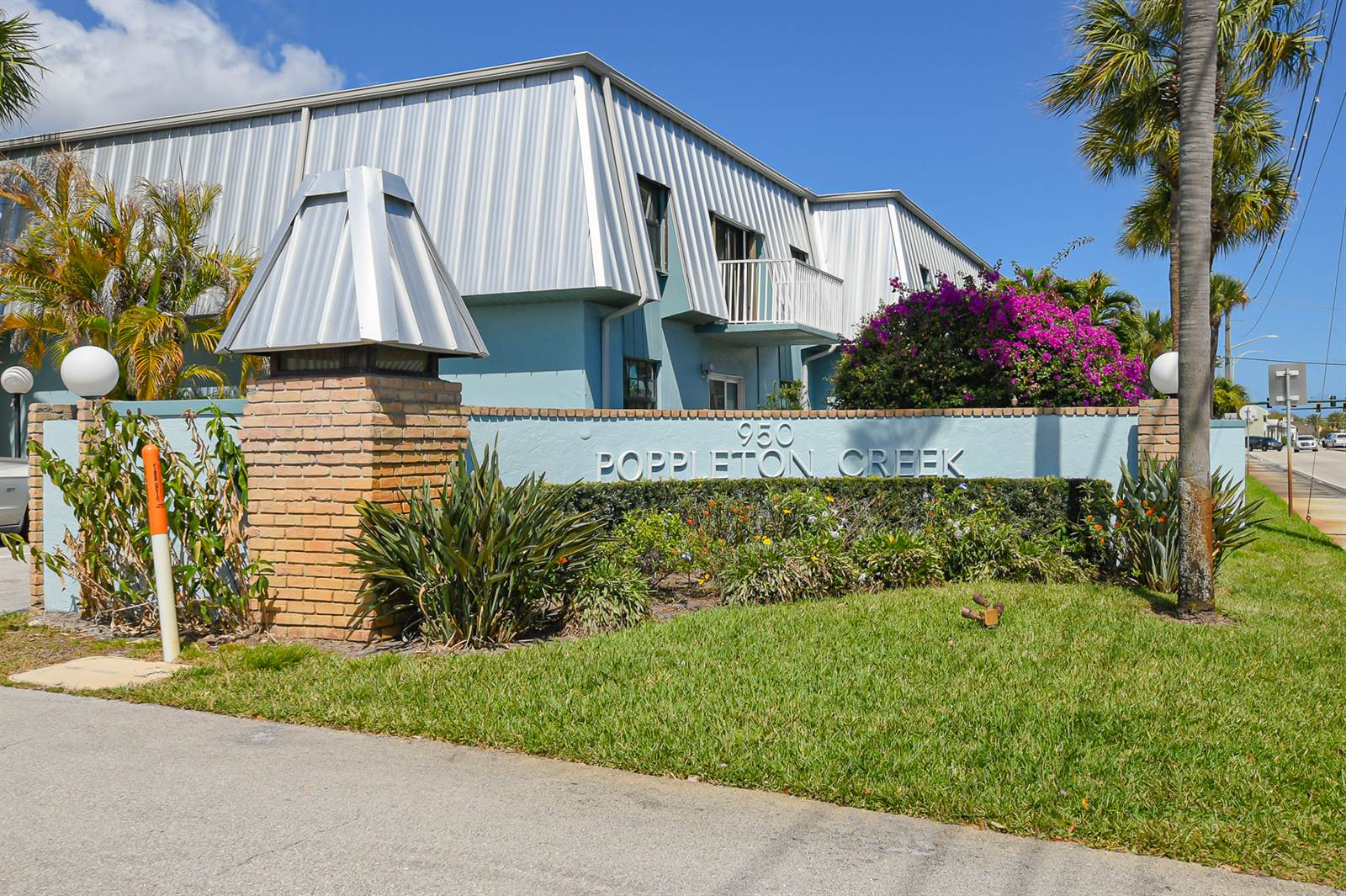 950 Kanner Highway, Unit 905, Stuart, FL 34994