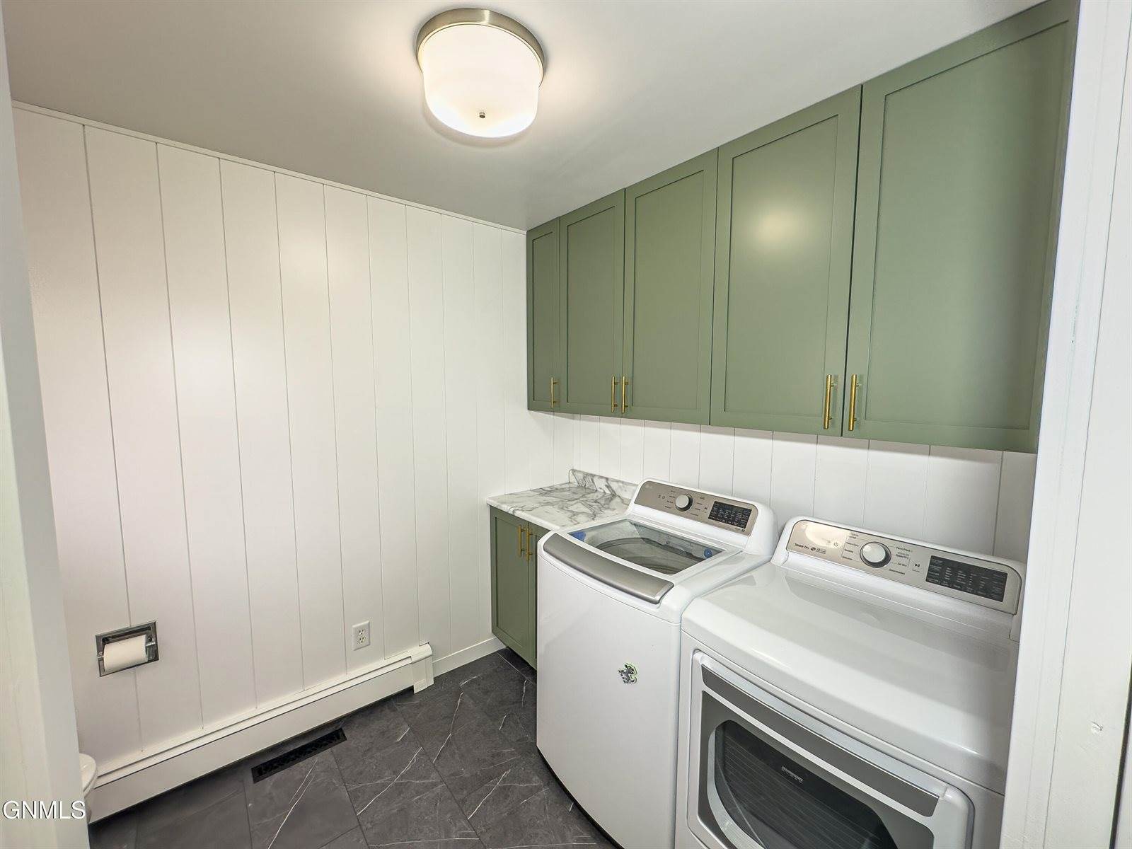 1413 1st Avenue East, Williston, ND 58801