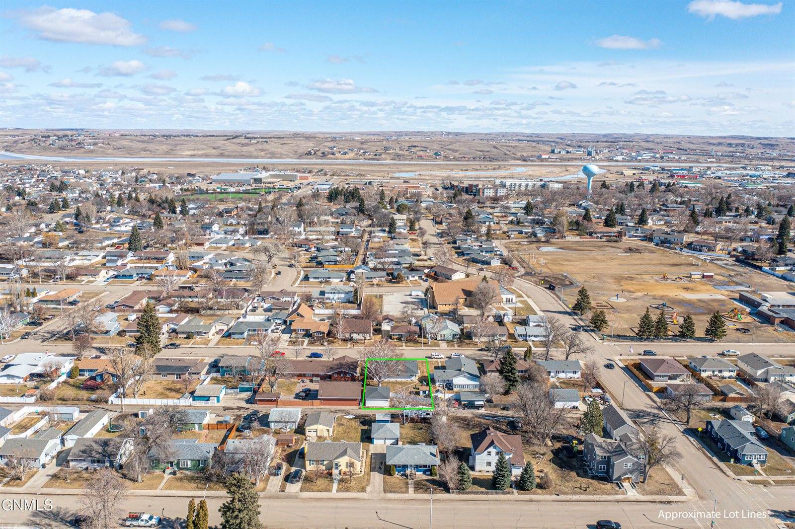 1413 1st Avenue East, Williston, ND 58801