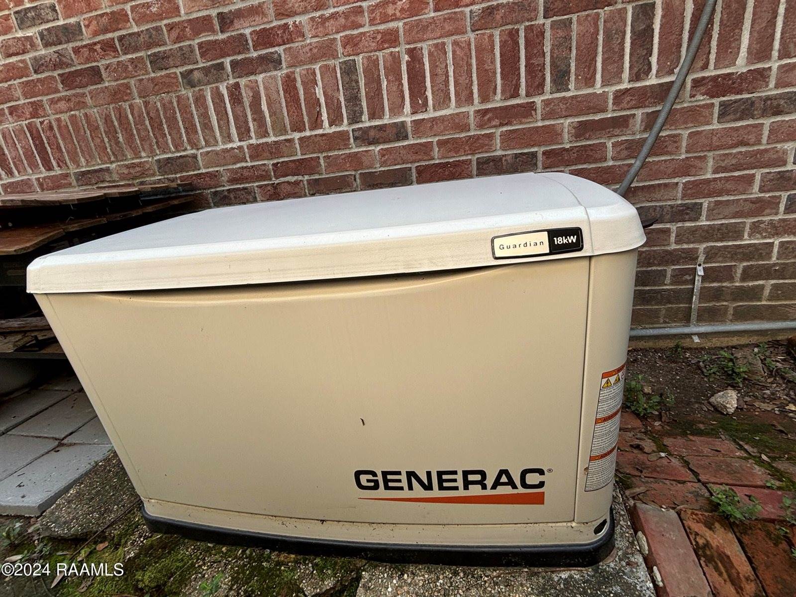 41 Oakthorn Court, Youngsville, LA 70592