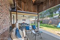 41 Oakthorn Court, Youngsville, LA 70592