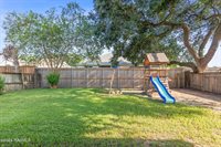 41 Oakthorn Court, Youngsville, LA 70592