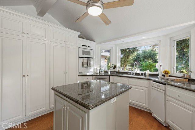 15533 Saddleback Drive, Canyon Country (santa Clarita), CA 91387