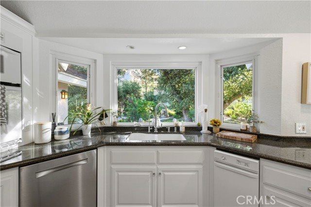 15533 Saddleback Drive, Canyon Country (santa Clarita), CA 91387