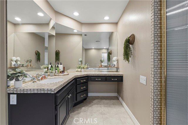 15533 Saddleback Drive, Canyon Country (santa Clarita), CA 91387