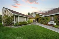15533 Saddleback Drive, Canyon Country (santa Clarita), CA 91387