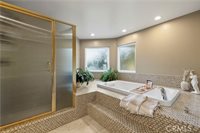 15533 Saddleback Drive, Canyon Country (santa Clarita), CA 91387