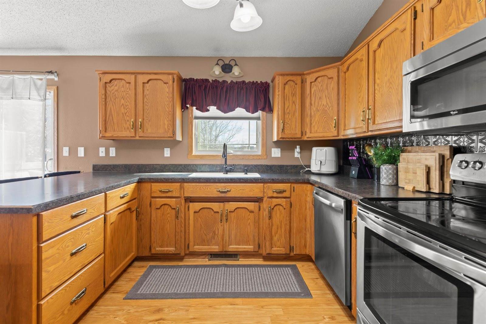 3912 7th Street South, Moorhead, MN 56560