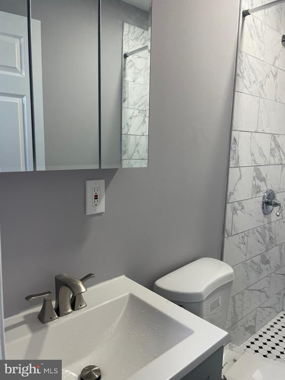 413 Ivy Street, Chester, PA 19013