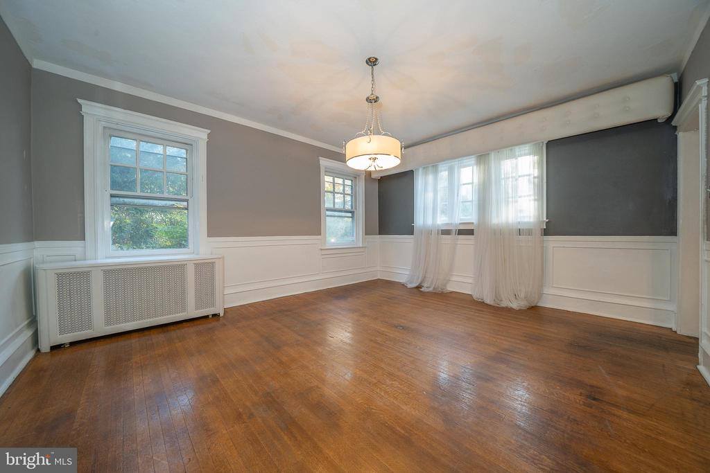 709 East 20TH Street, Chester, PA 19013