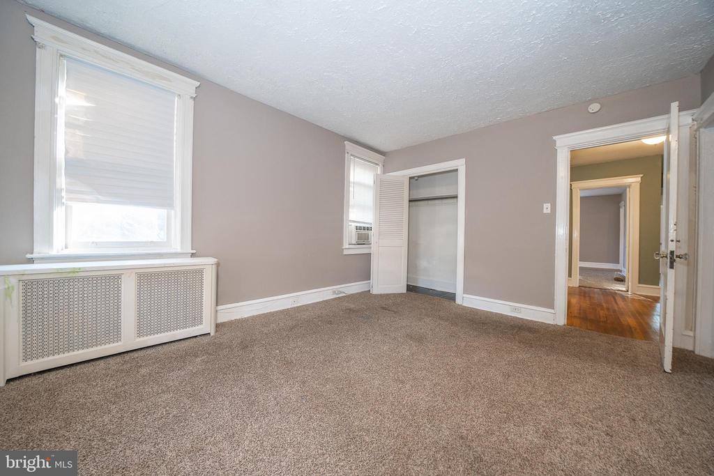 709 East 20TH Street, Chester, PA 19013