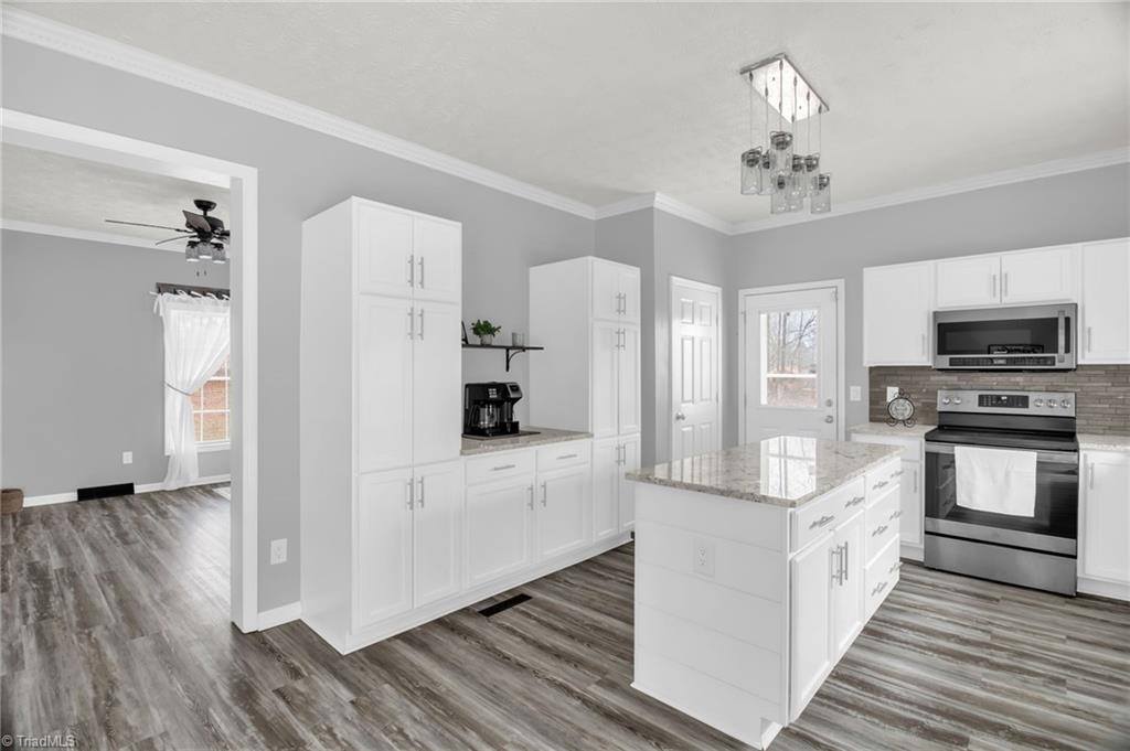 7039 Old 421 Road, Liberty, NC 27298